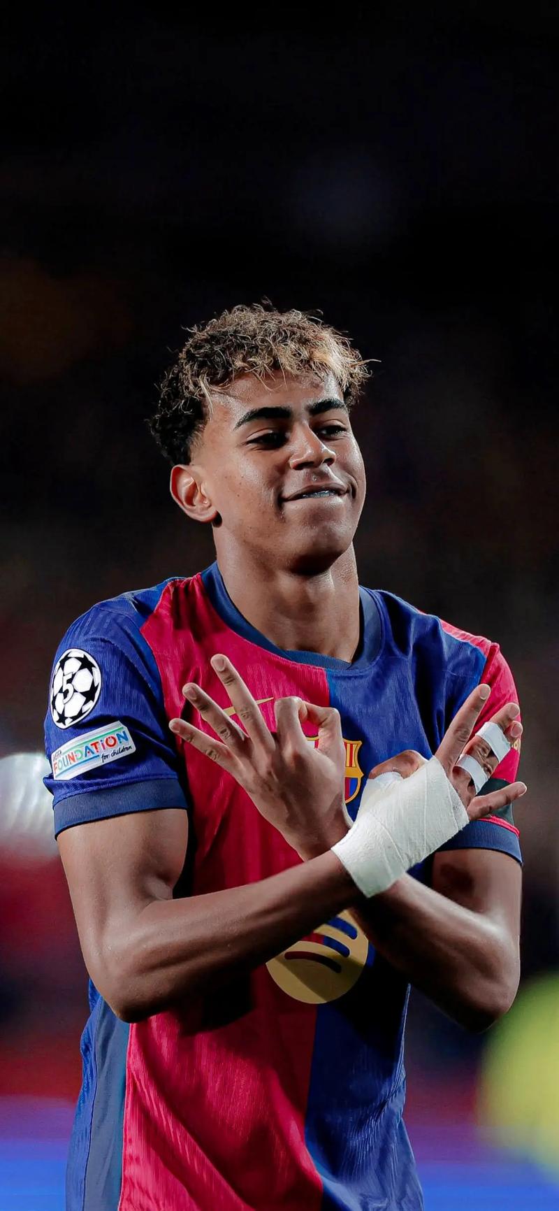 篮球湖人核心球员连续得分上双