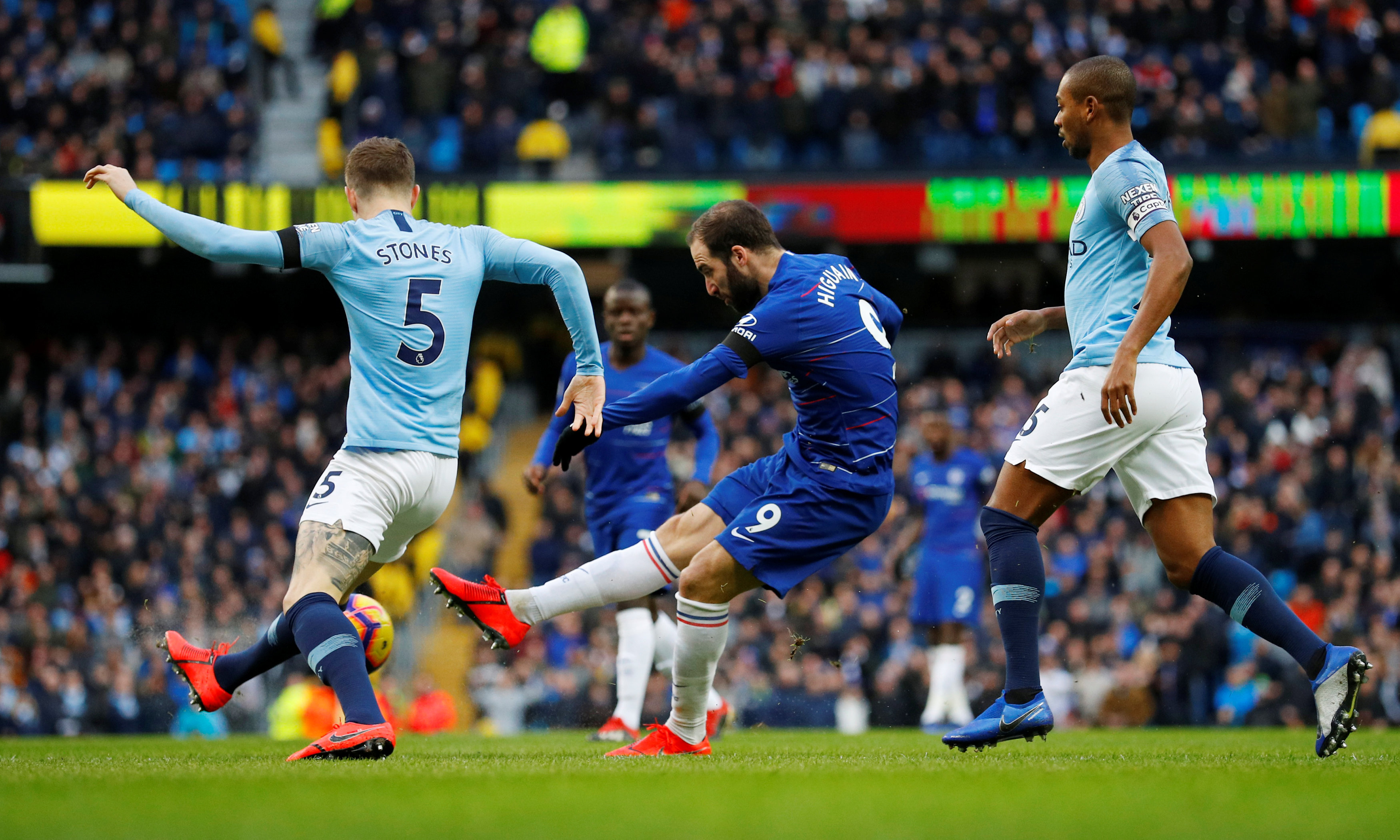 荷甲副班长大力神联赛8-2狂胜对手，单场进球超前10场总和