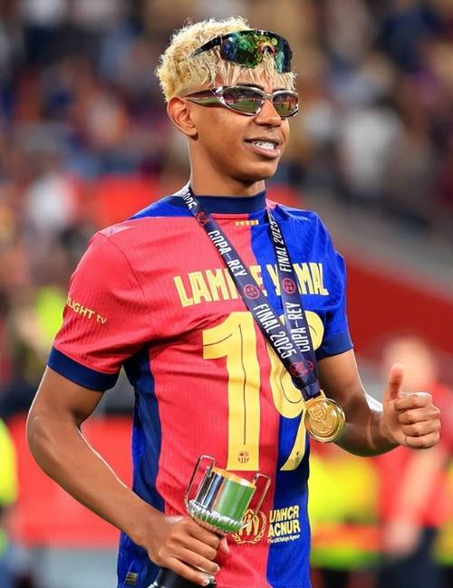 足球历史十大教练盘点（足坛史上十大名帅一览）