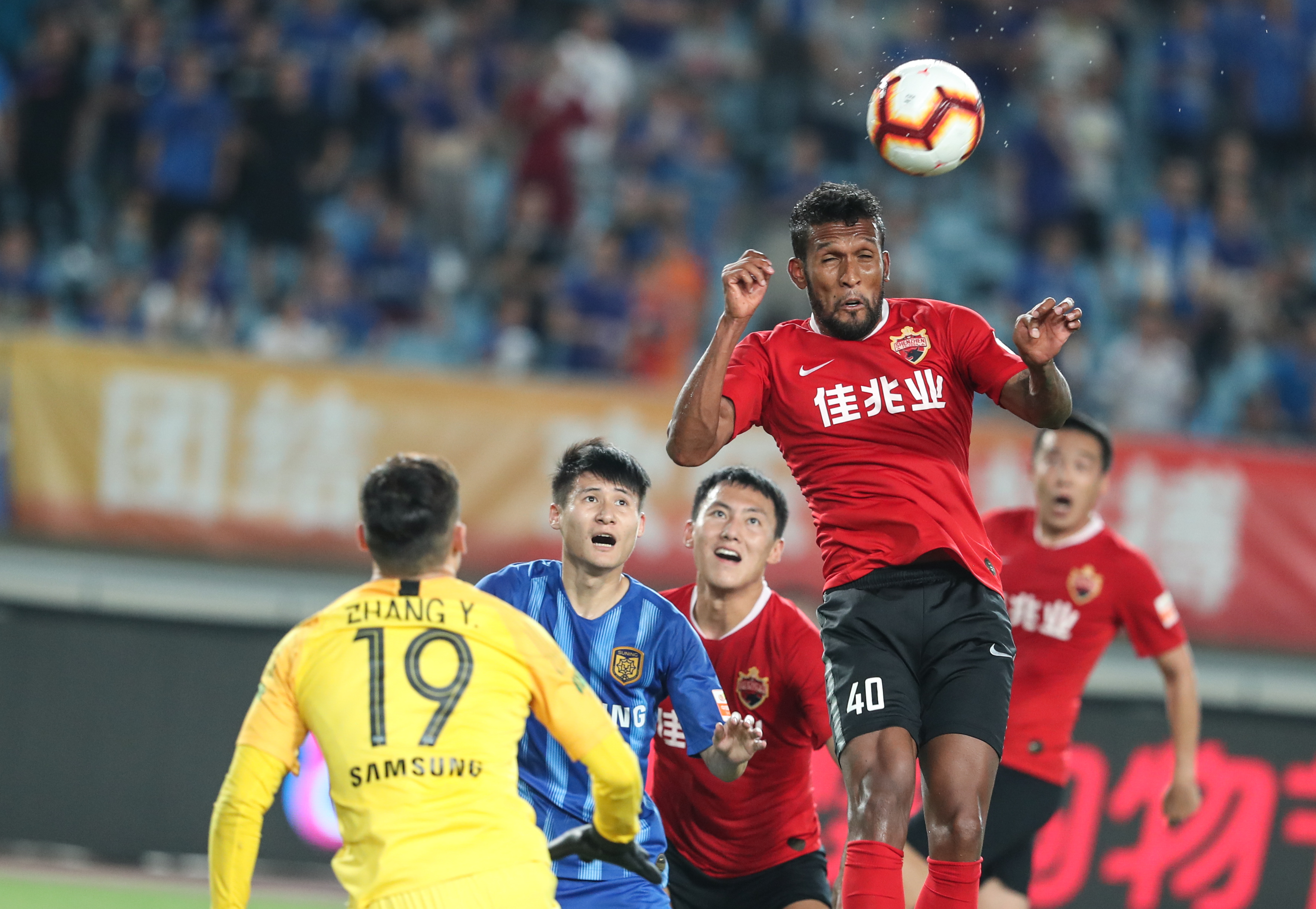 博主：拉米罗与国安的合同年底到期，双方基本确认不再合作（消息称：拉米罗与国安合同年末到期，双方基本确定不再续约）