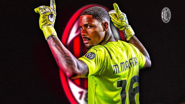 球队赛后合练照片曝光，专注备战