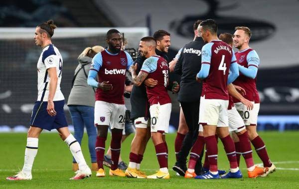 町田泽维亚主场逆袭蔚山HD，亚冠精英联赛东亚区排名上升（町田泽维亚主场翻盘蔚山HD，亚冠精英联赛东亚区排名上扬）