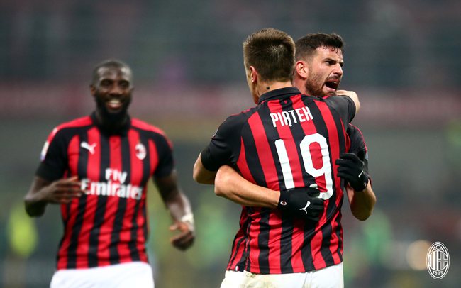 康宁汉姆在活塞12连胜期间，场均贡献30+10+5