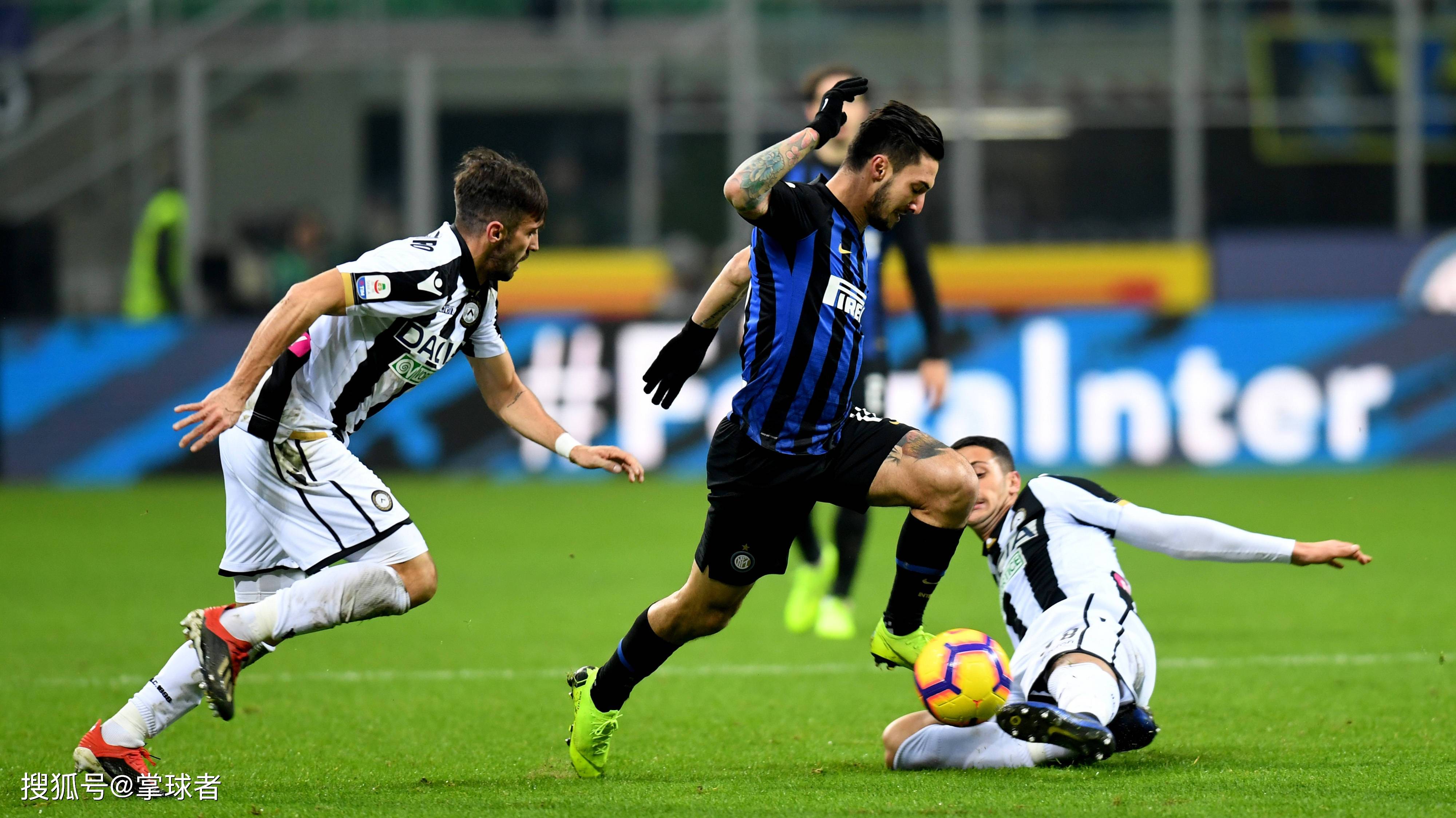 泰晤士：律师会要求有条件保释，帕尔特伊才能继续在黄潜踢球