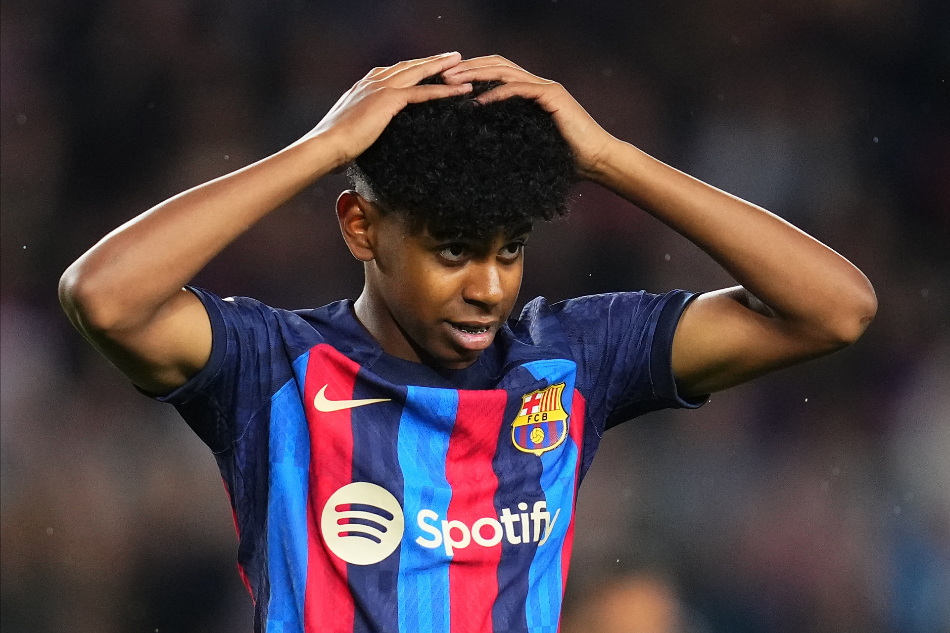 媒体人：又有三人加入维权群，戴琳答应昨天还钱却又玩消失（媒体人称维权群再添三人，戴琳承诺昨日还款却再度失联）